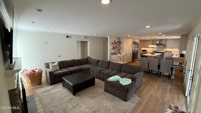 Building Photo - 1584 Covington Ave