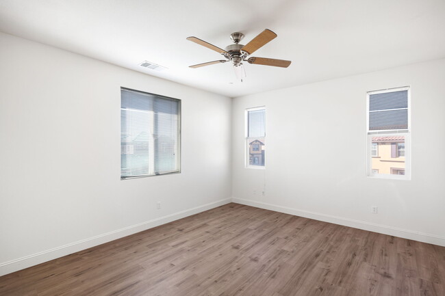 Building Photo - 30 Palma Harbour Pl