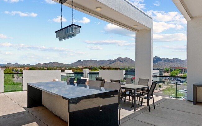 Building Photo - The Aston North Scottsdale