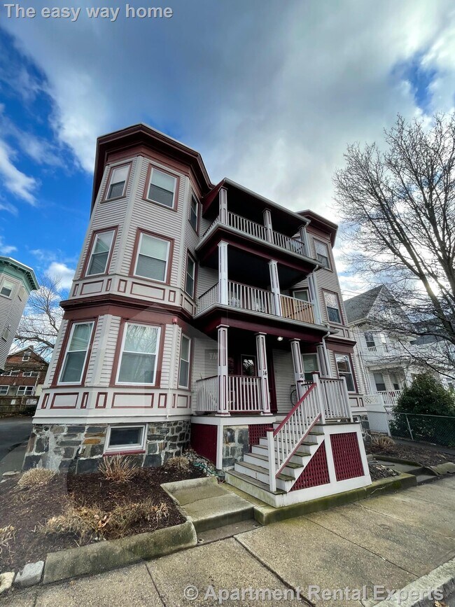 Building Photo - 14 Garrison Ave