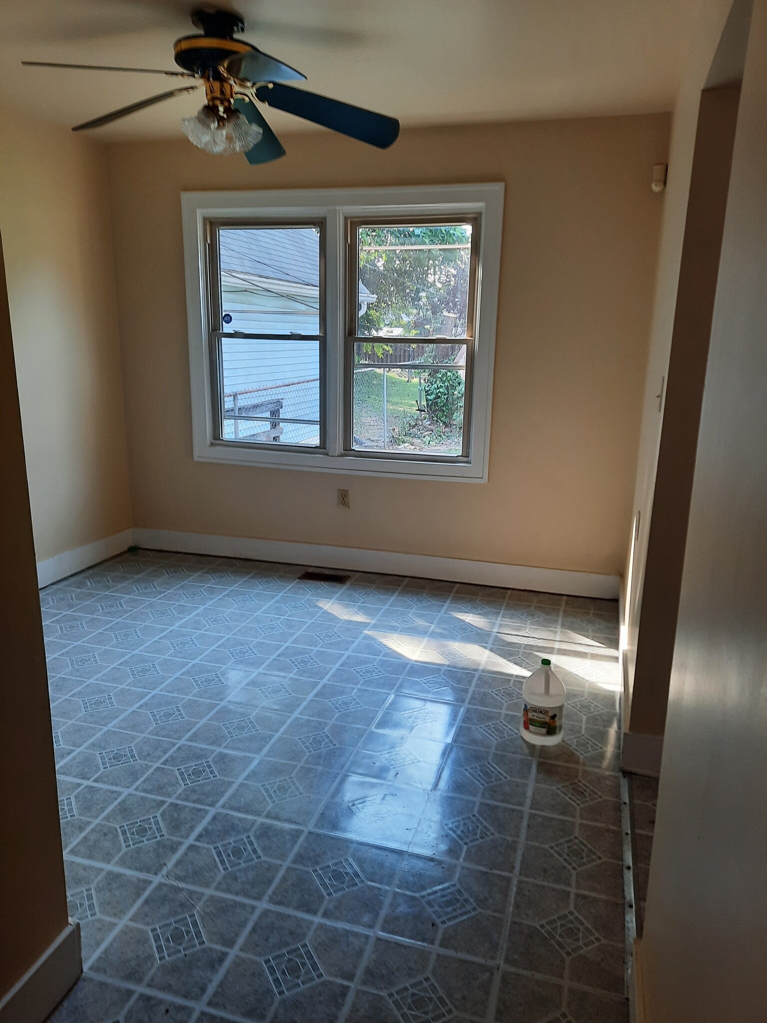 Dining Room - 1550 Gallagher St