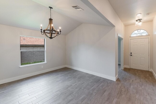 Building Photo - 3213 Canyon Ledge Cove