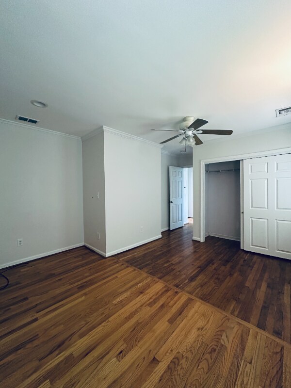 Building Photo - 4104 Comanche Dr