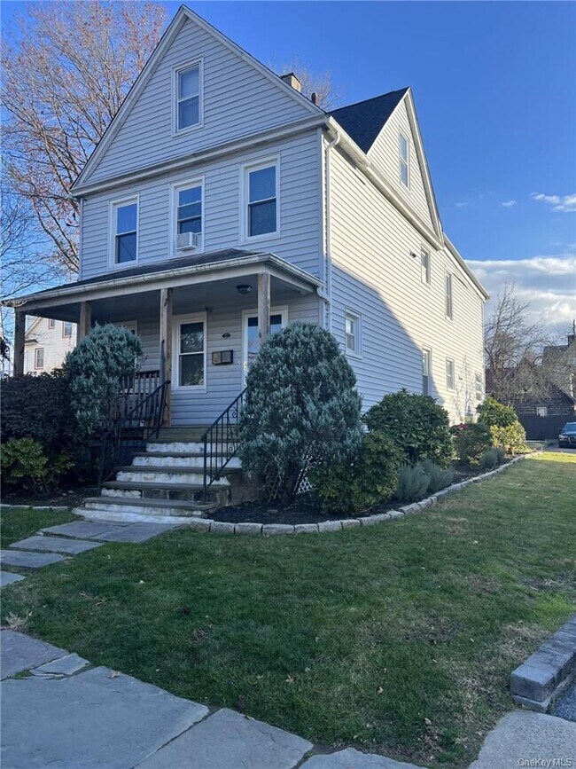 Building Photo - 274 Lockwood Ave