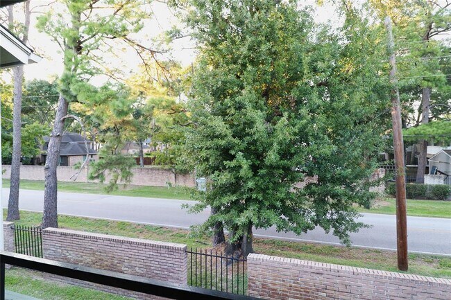 Building Photo - 14777 Wunderlich Dr