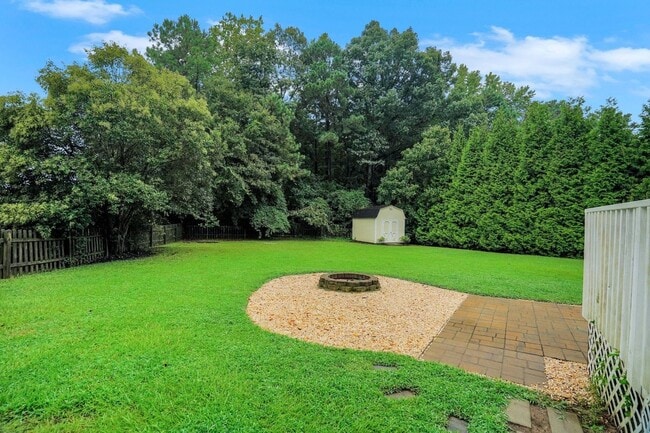 Building Photo - Charming 3BR House in Holly Springs