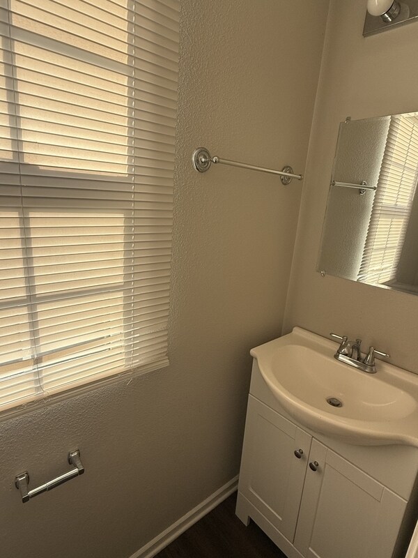 Building Photo - 8028 Cork Bend Ln