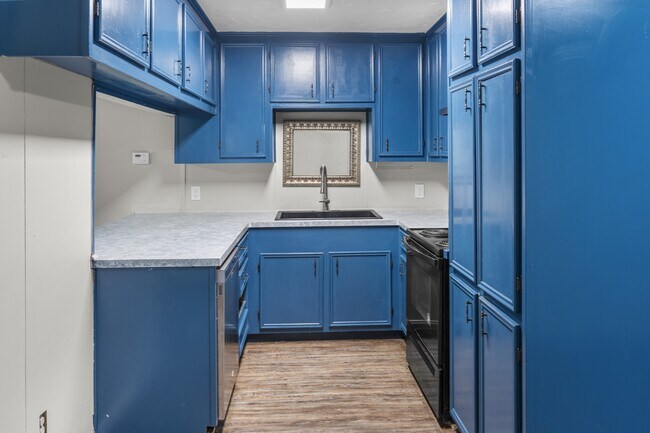 Building Photo - 12023 Joni Dr