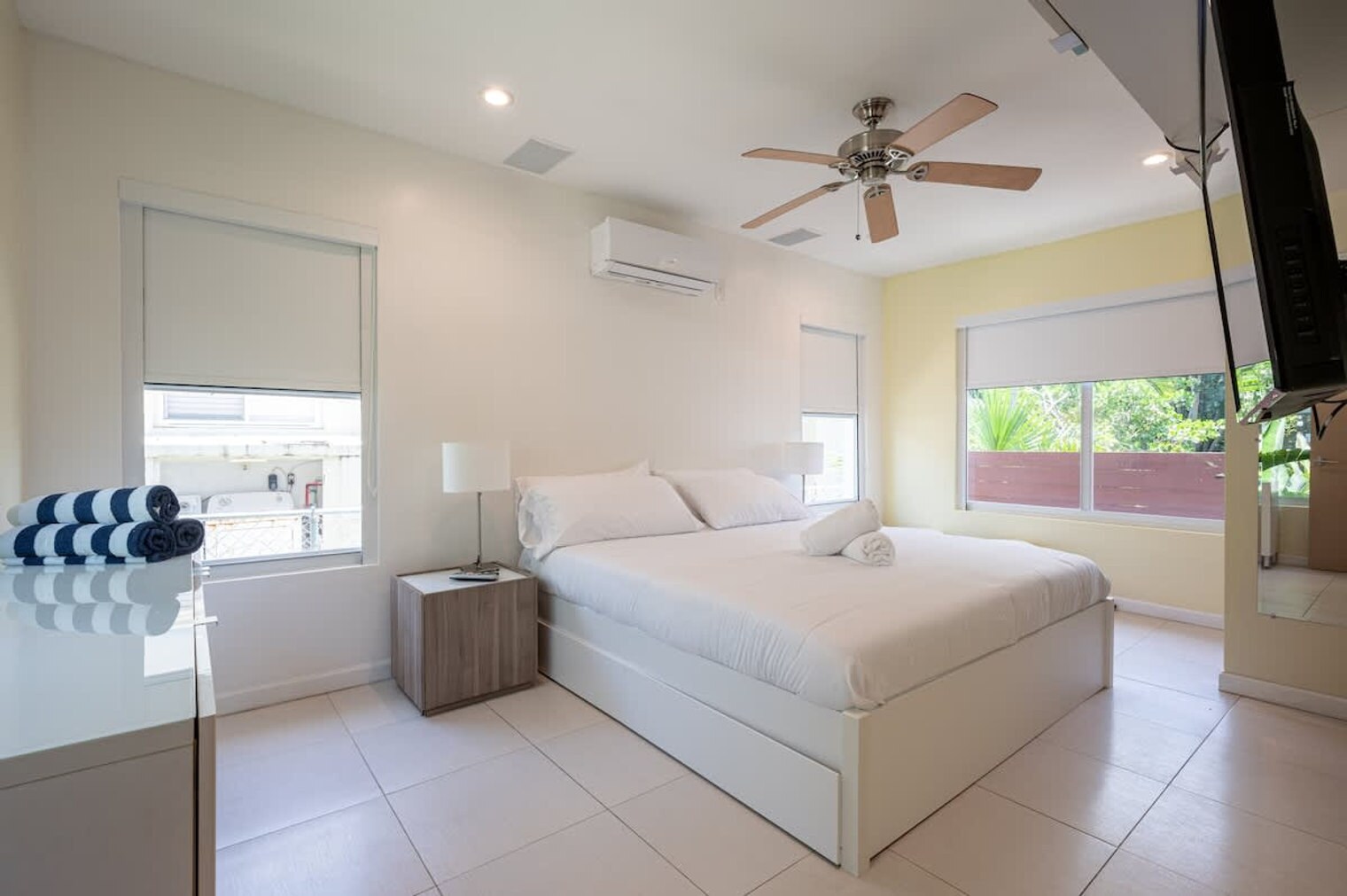 Building Photo - 316 Oregon St