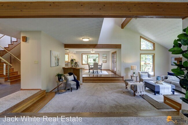 Building Photo - 3 br, 2.5 bath House - 4201 Westwood Drive