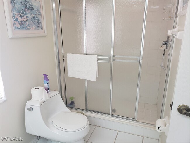 Building Photo - 7552 Oleander Gate Dr