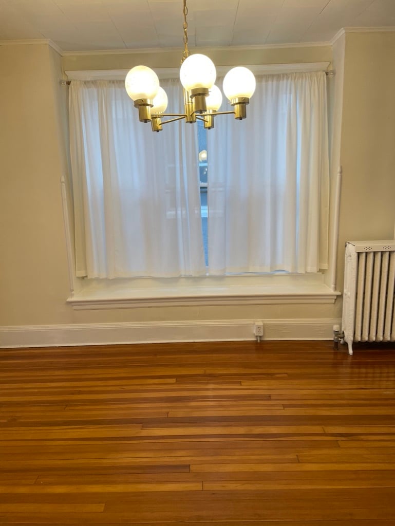 Building Photo - 890 Lancaster St