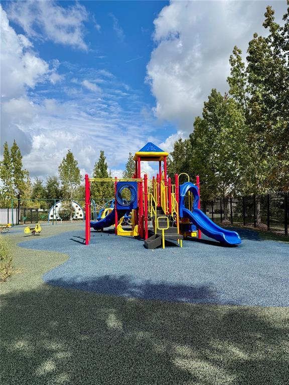 Building Photo - 20307 Oak Key Ct