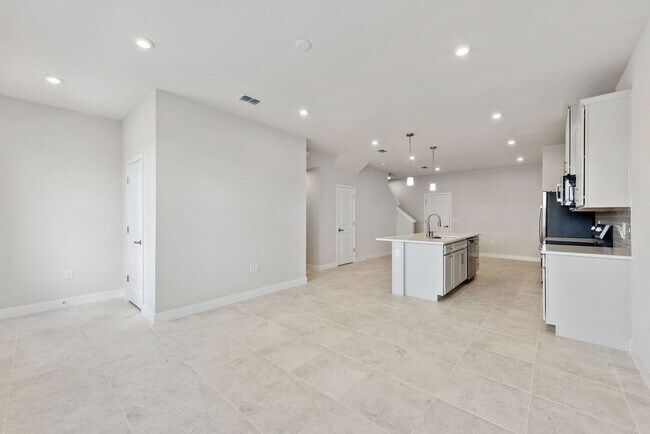 Building Photo - Brand New Construction 3b/2.5ba + 2-Car Garage in Debary