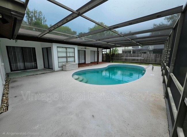 Building Photo - 4604 Landscape Dr