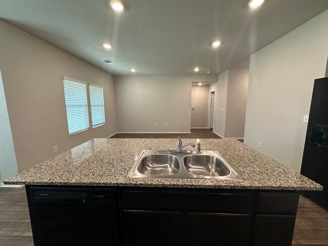 Building Photo - 15205 Siberian Elm Ln