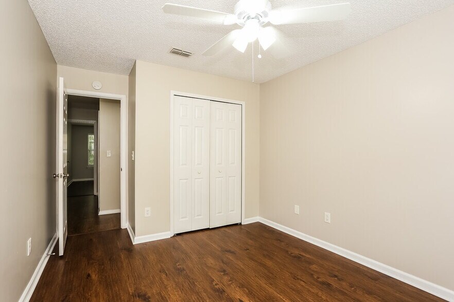 Building Photo - 9260 Topohill Ct