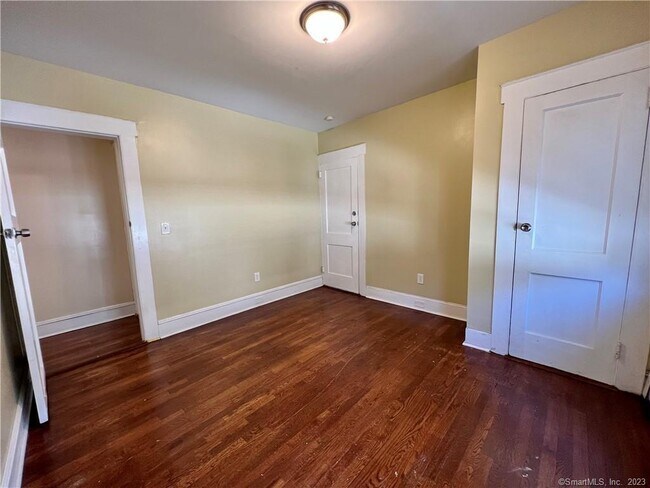 Building Photo - 143 Herkimer St