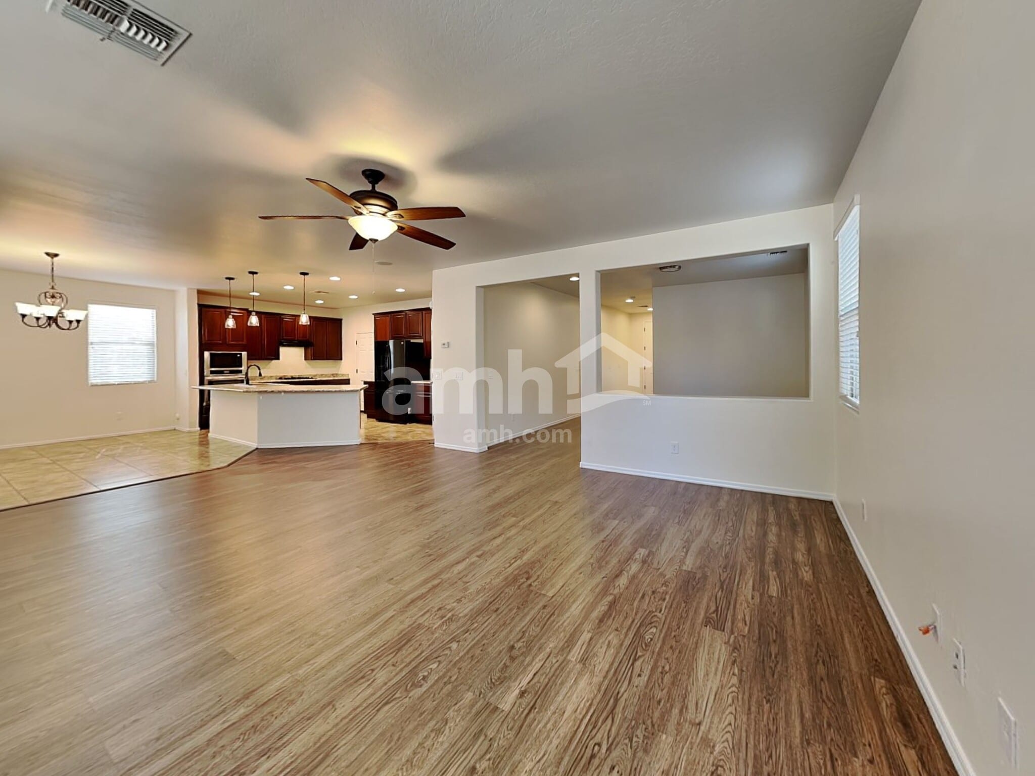 Building Photo - 12119 W Range Mule Dr