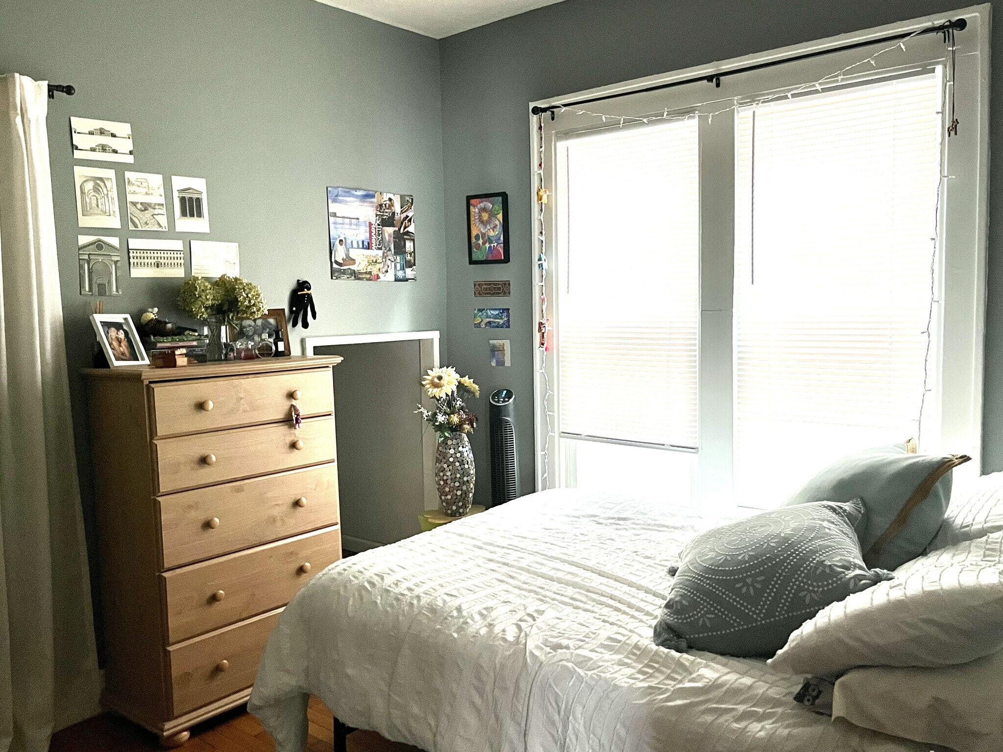 Building Photo - 702 Lancaster Ave