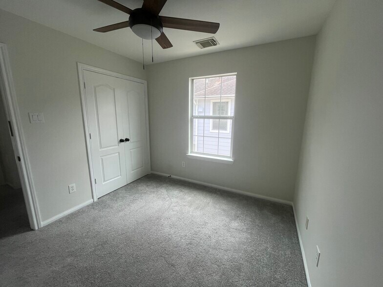 third bedroom - 1903 Fletcher St