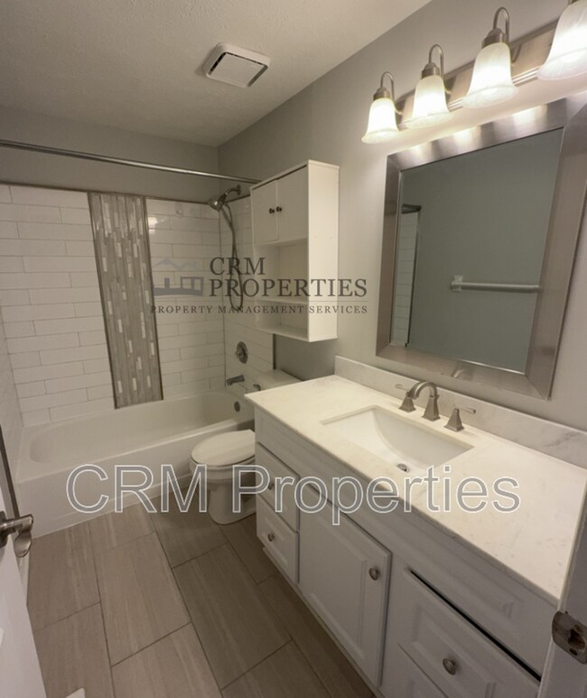 Building Photo - 9430 Aspen Grove Ln