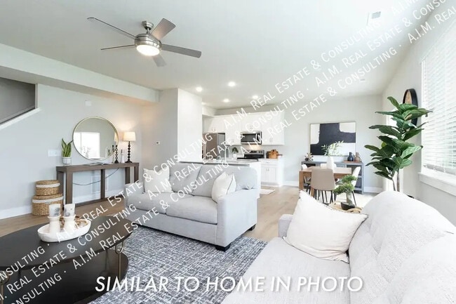 Building Photo - 4416 NE Timber Ln