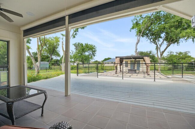 Building Photo - 20904 Apache Plum Ln