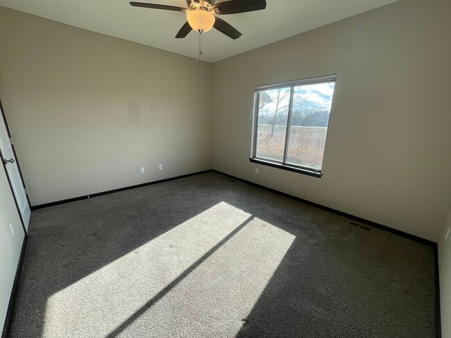 Building Photo - 12817/19 E Timber Lake Ct