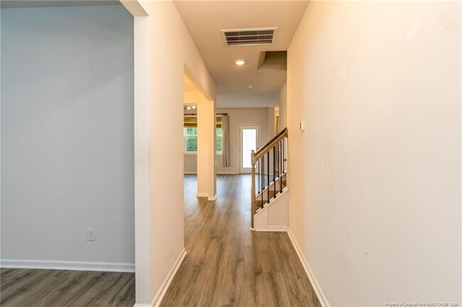 Building Photo - 308 Countryside Dr