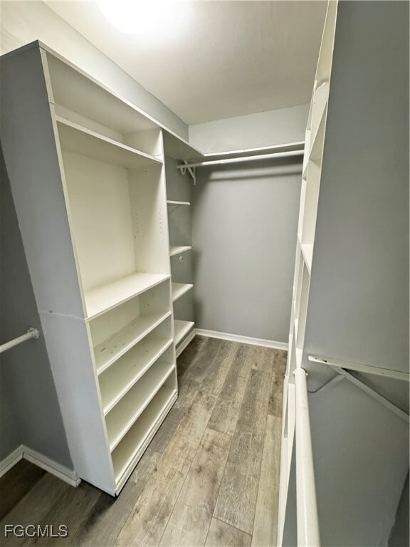 Building Photo - 2021 Wells Ave