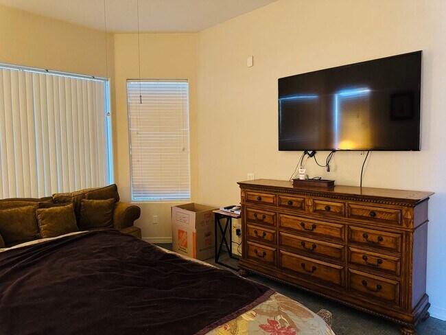 Building Photo - SHORT OR LONG TERM FULLY FURNISHED GOLF COURSE HOME W/POOL FOR LEASE 2BD/2.5BA