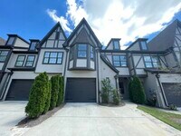 Building Photo - 4020 Lenox Rd