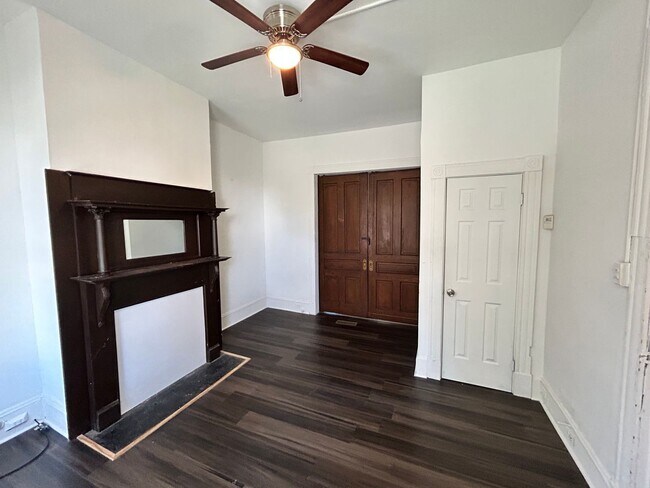 Building Photo - 3208 Carolina Ave