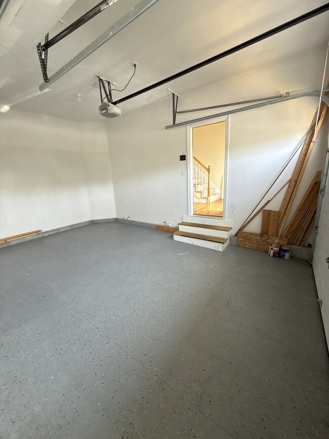 Building Photo - Beautiful home in Bellingham! AVAILABLE NOW!
