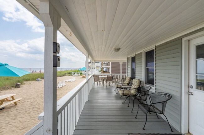 Building Photo - 4 Traynor St