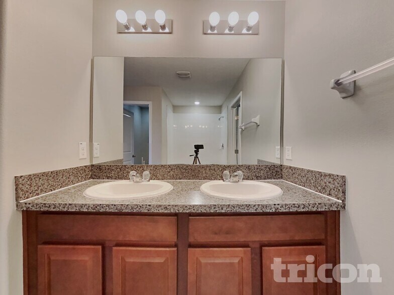 Building Photo - 14806 Boulder Pass Pl
