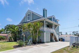 Building Photo - 861 Nectar Rd