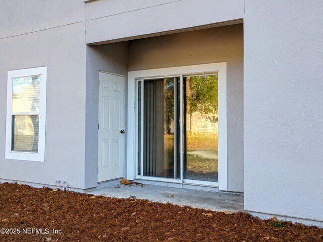 Building Photo - 6106 Maggies Cir