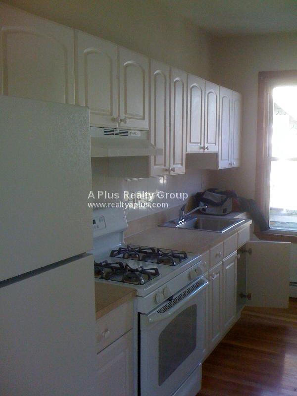 Building Photo - 10 Buckley Ave