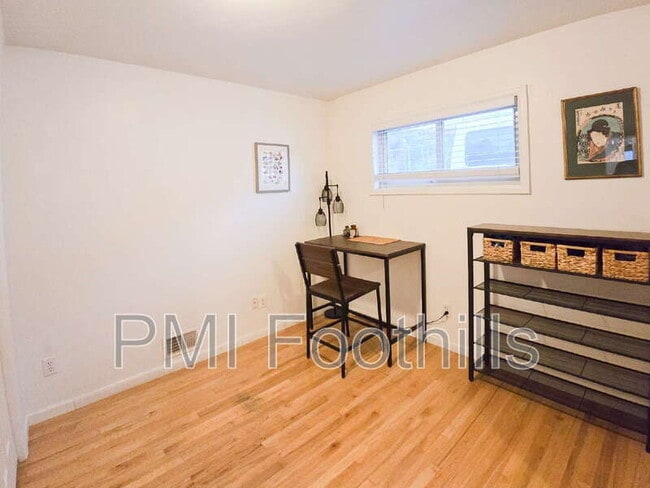 Building Photo - 410 Butte Pkwy