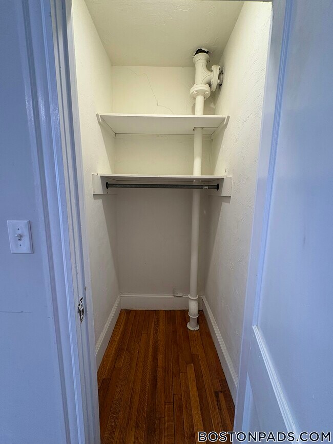 Building Photo - 1615 Commonwealth Ave