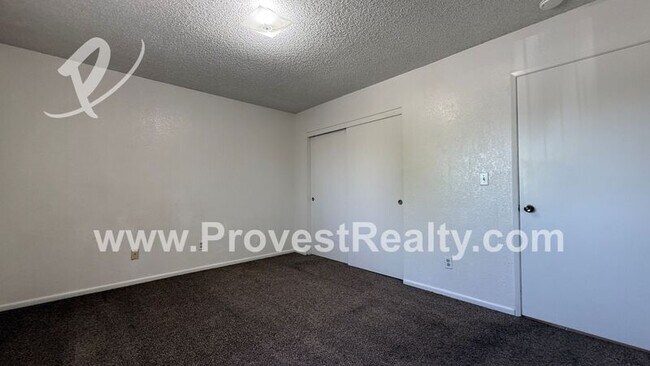 Building Photo - 12780 Redwing Rd