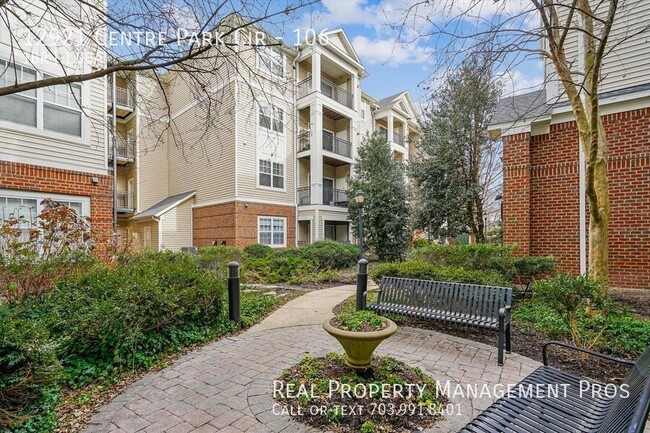 Building Photo - 12921 Centre Park Cir