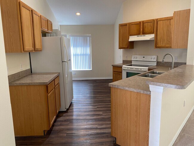 Building Photo - Home for rent