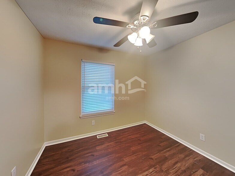 Building Photo - 136 Brooks Bnd