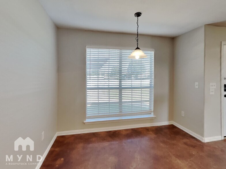 Building Photo - 106 Jolin Ln