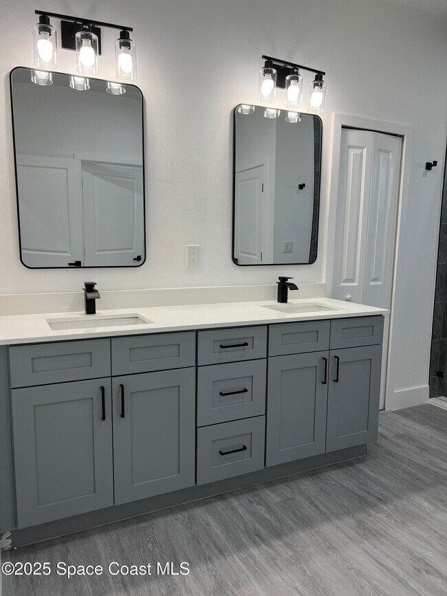 Building Photo - 200 Farley St