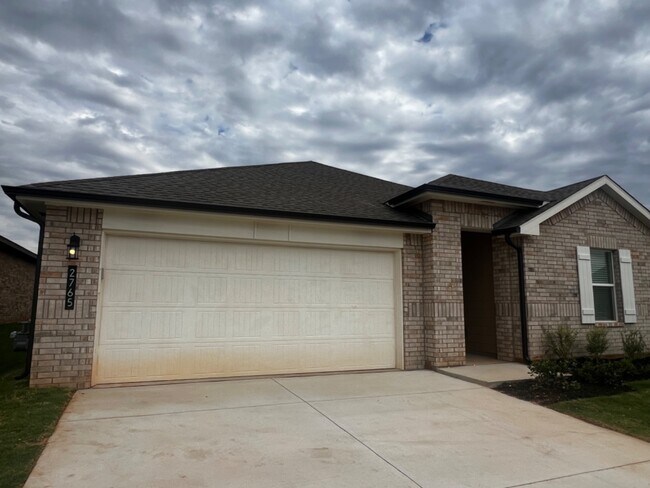 Building Photo - 2765 Alice Wy