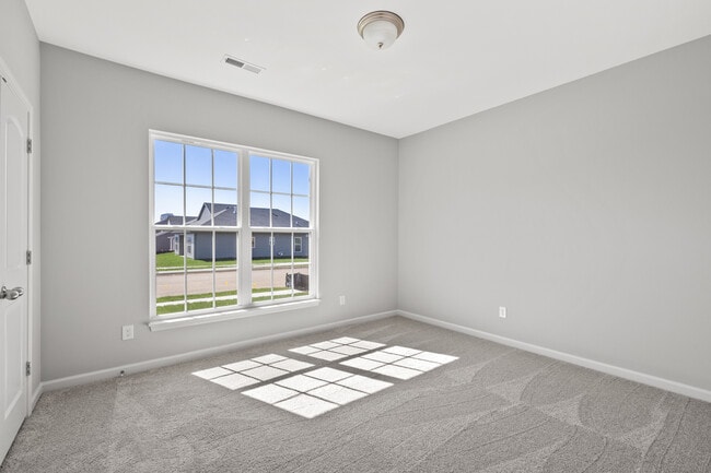 Building Photo - 500 Bellerive Blvd